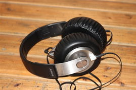 索尼MDR-XB700头戴式耳机 经典低音巨兽与头灯式佩戴的遐想